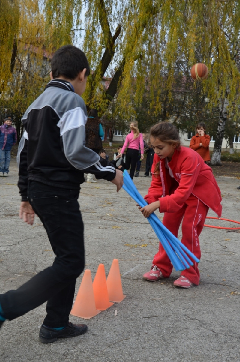 Exerciţii distractive Estafete, clasele primare