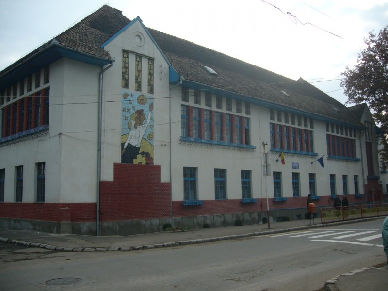 Şcoala Gimnazială "Avram Iancu" Târnăveni