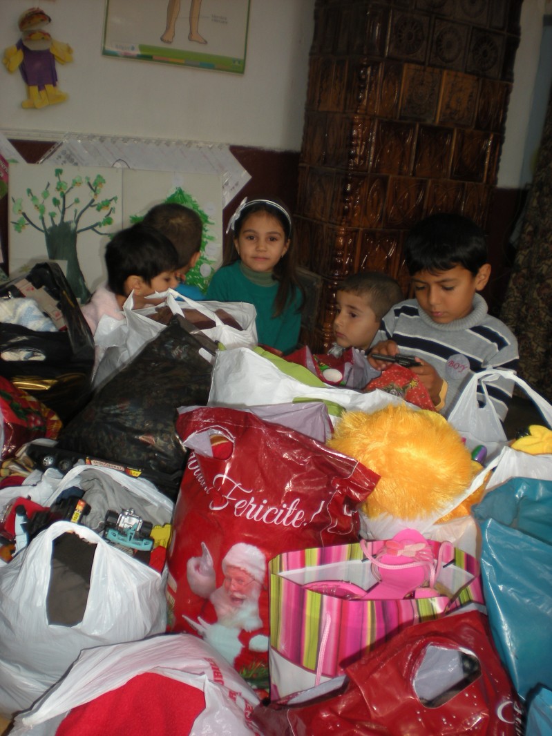 Cadouri oferite de copii, copiilor -G.P.N Metofu