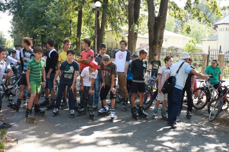 Elevii Scolii ''Nicolae Iorga'' au participat la manifestarile sportive organizate pe 22 septembrie 2011