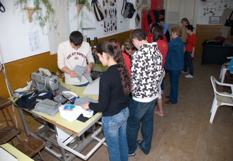 atelierul școală - confecții pielărie și înlocuitori