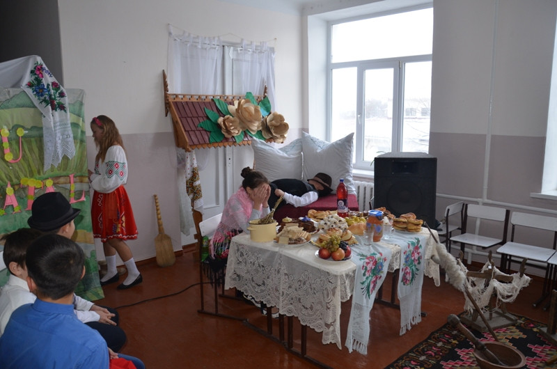 Activităţi cu elevii clasei a V-a "A" Sosirea oaspeţilor, Casa mare