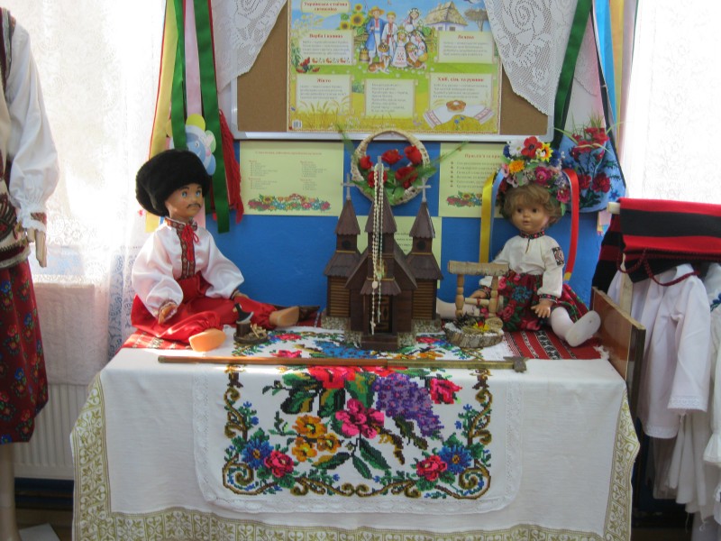 Muzeu al obiectelor traditionale ucrainene apartinand localnicilor din satele Bistra si Valea Viseului